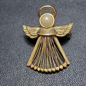 Vintage Gold Tone Angel Wire Brooch Faux Pearl